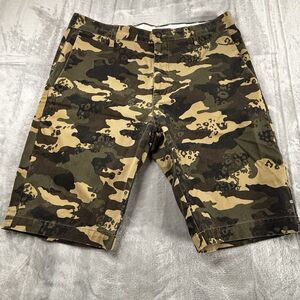 Vintage Volcom CAMO Bermuda Shorts Men's (32x10) Green Camo 100%Cotton**READ**
